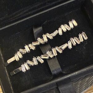 Kela Elegant Silver Crystal Hair Clips